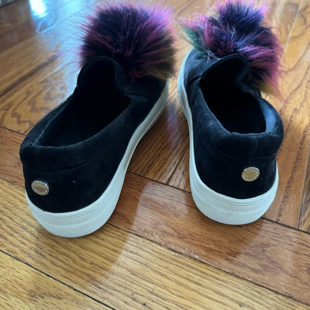 Steve Madden slip on sneakers - Picture 4 of 5